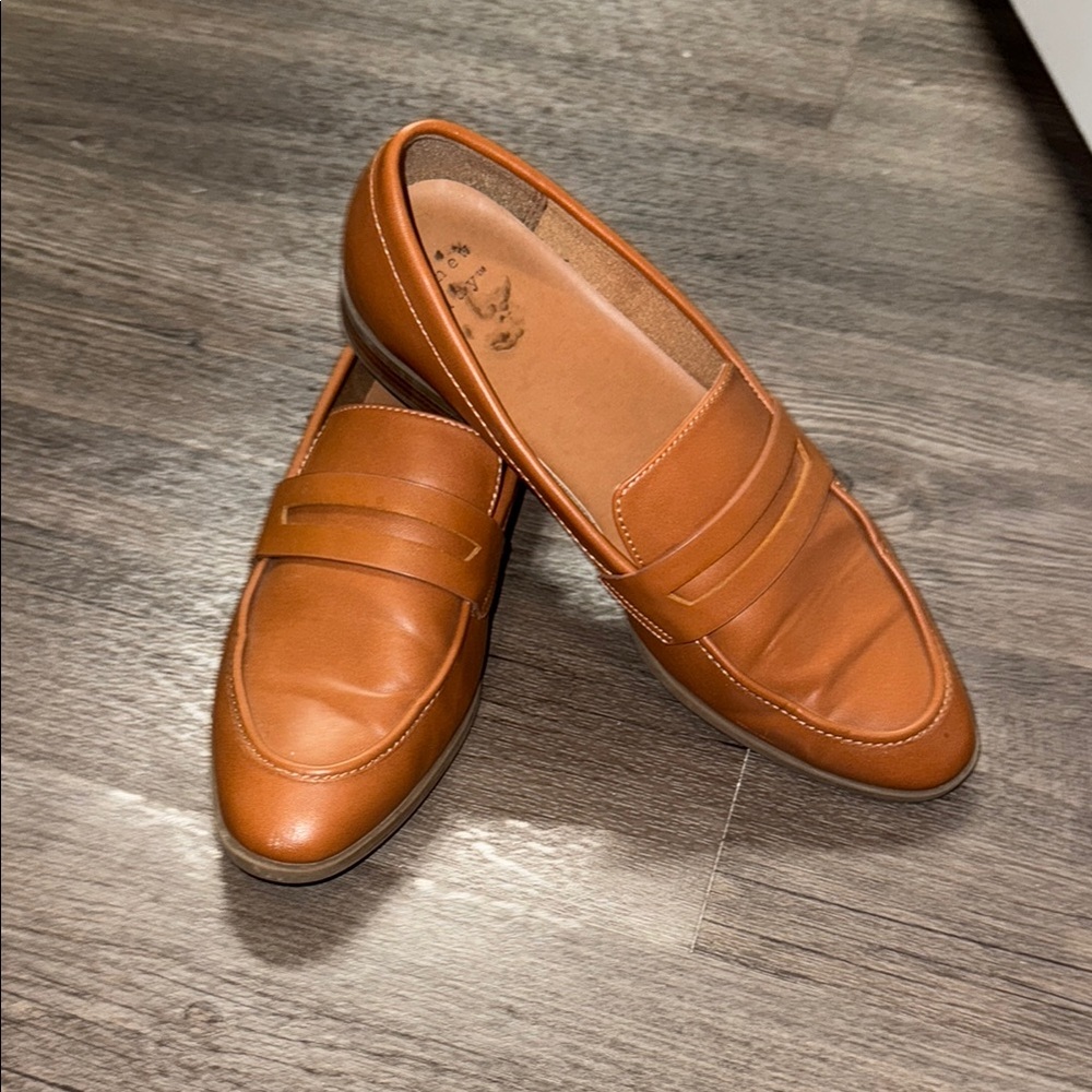 Classic Tan Leather Loafers